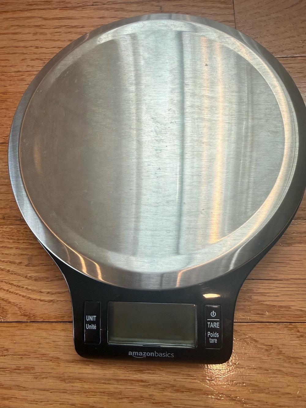 AmazonBasics EK3211 Digital Kitchen Scale, Tare, Black/Silver